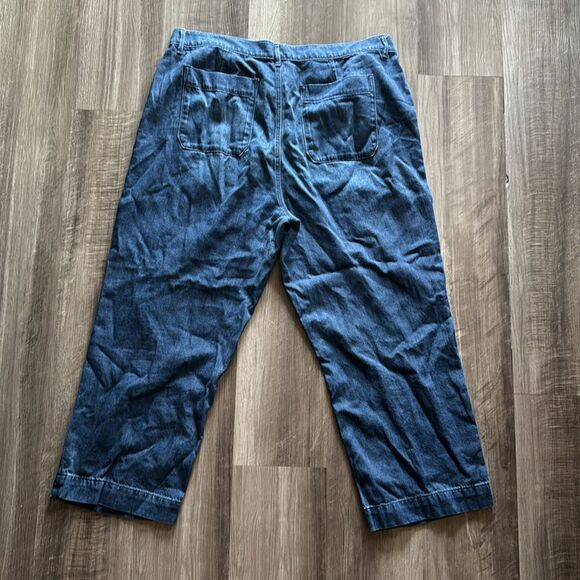 Size 16 Ann Taylor Factory Jeans - Picture 3 of 4